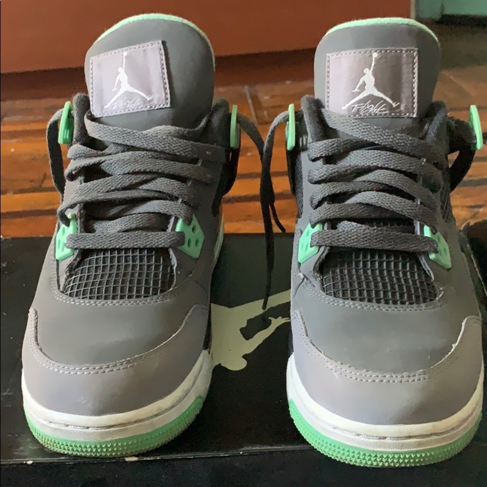Green Glow 4’s